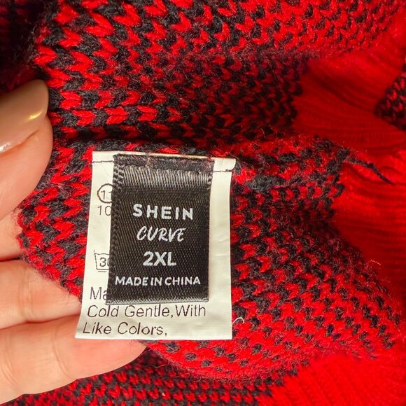 Red & Black Buffalo Plaid Drop Shoulder Cropped Sweater 2X - Picture 7 of 9